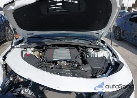 2019 Chevrolet Camaro 1Ss z USA, uszkodzony, nr VIN 1G1FF1R75K0157341